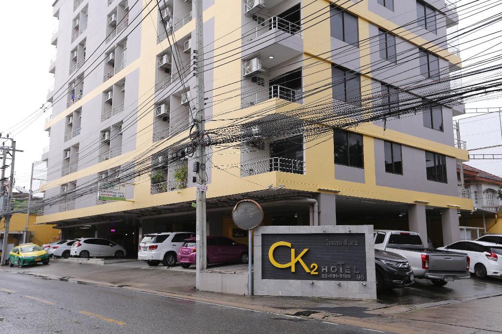 CK2 Hotel SHA EXTRA PLUS Bangkok Exterior foto